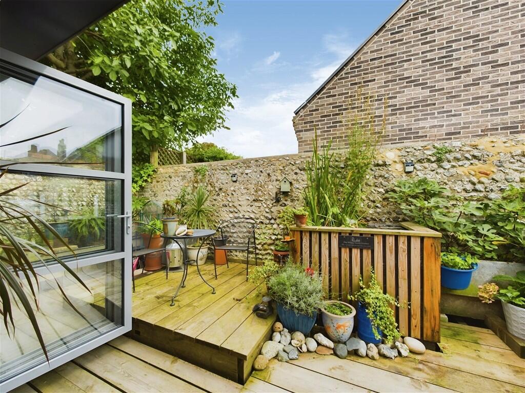 House in Worthing, West Sussex - View 5