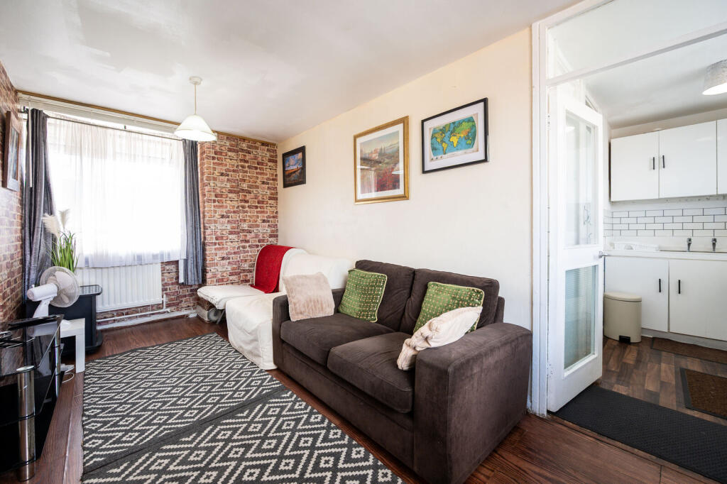 Apartment in London - View 5