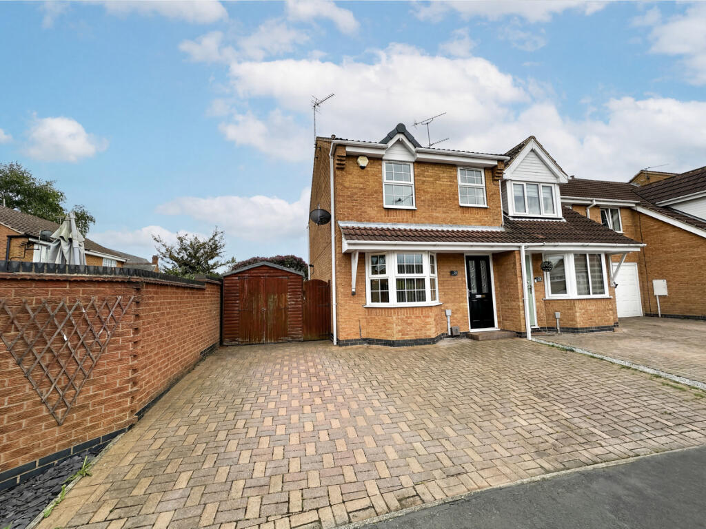 Main image of property: Falcon Close, Doncaster, DN6