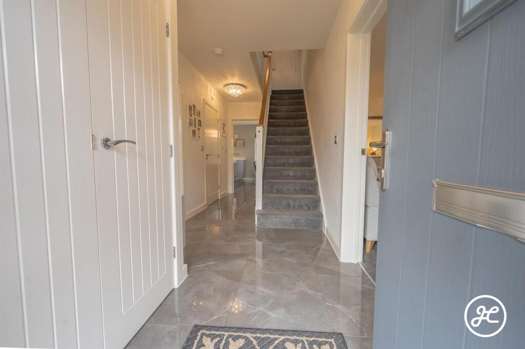 House in Taunton - View 2