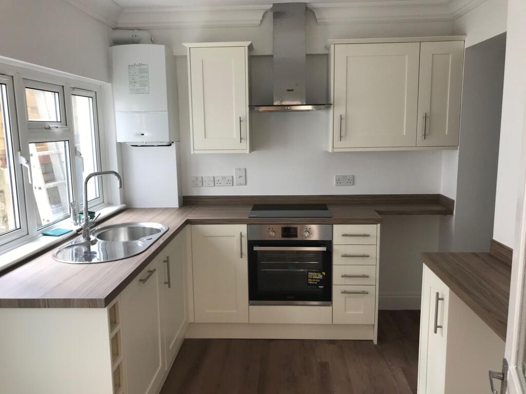 Apartment in Hove, Aldrington - View 2