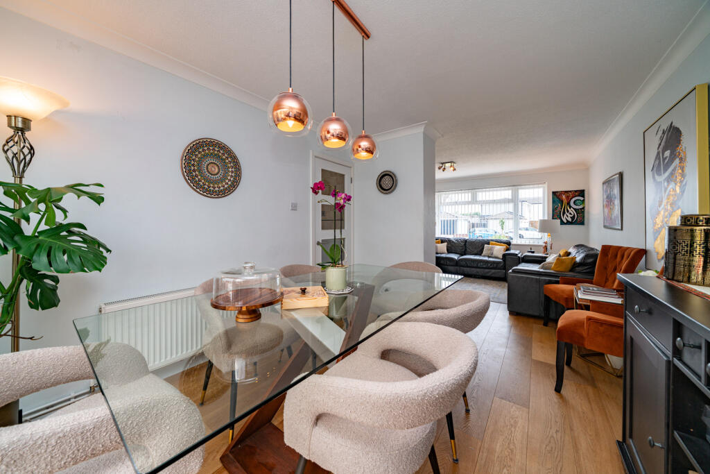 House in Aylesbury, Bedgrove - View 2