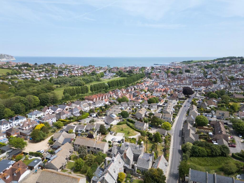 High Street, Swanage, Dorset, BH19 photo 2