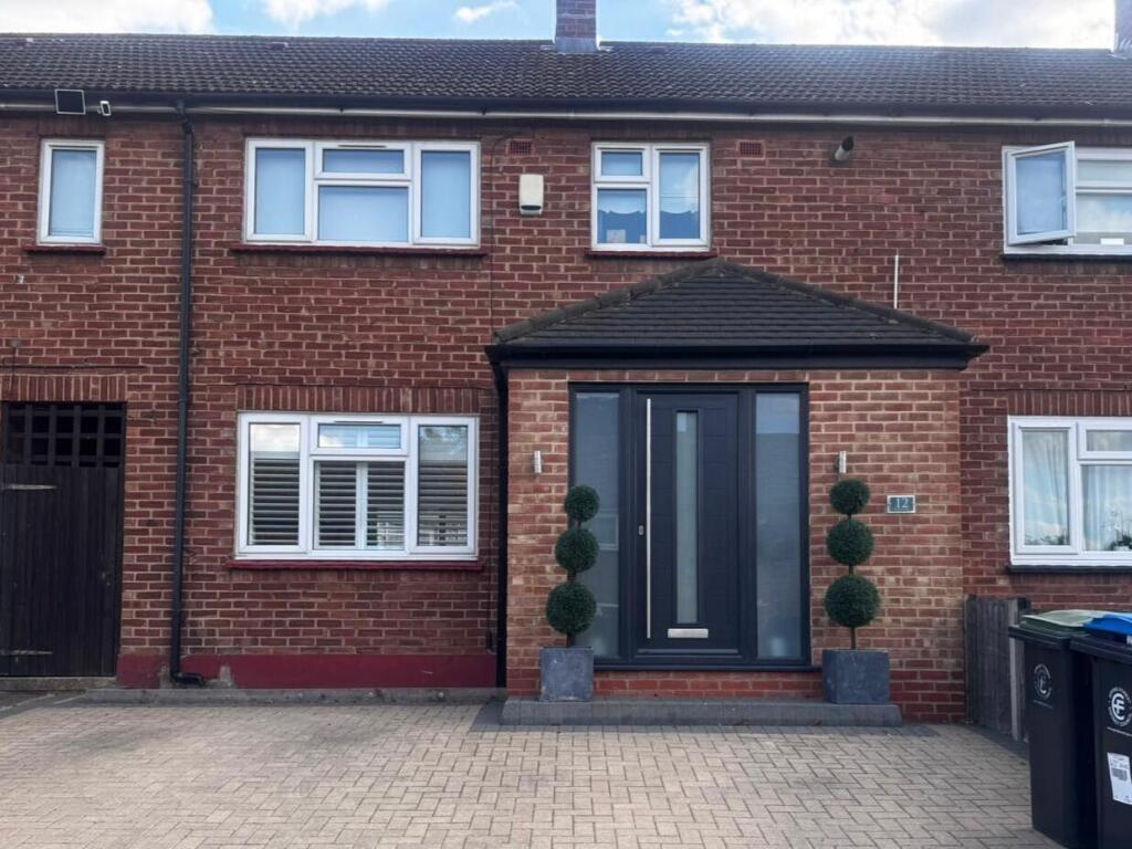 Main image of property: Poplar Shaw, Waltham Abbey