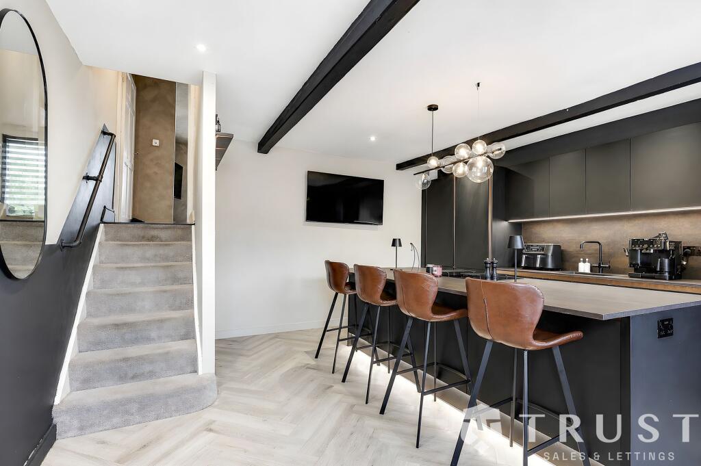House in Wakefield - View 4