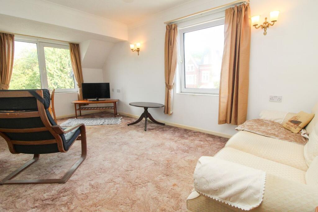 Apartment in Bournemouth - View 2