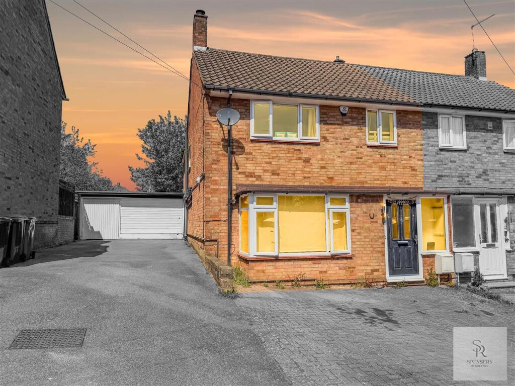 Main image of property: Peartree Road, Hemel Hempstead, HP1