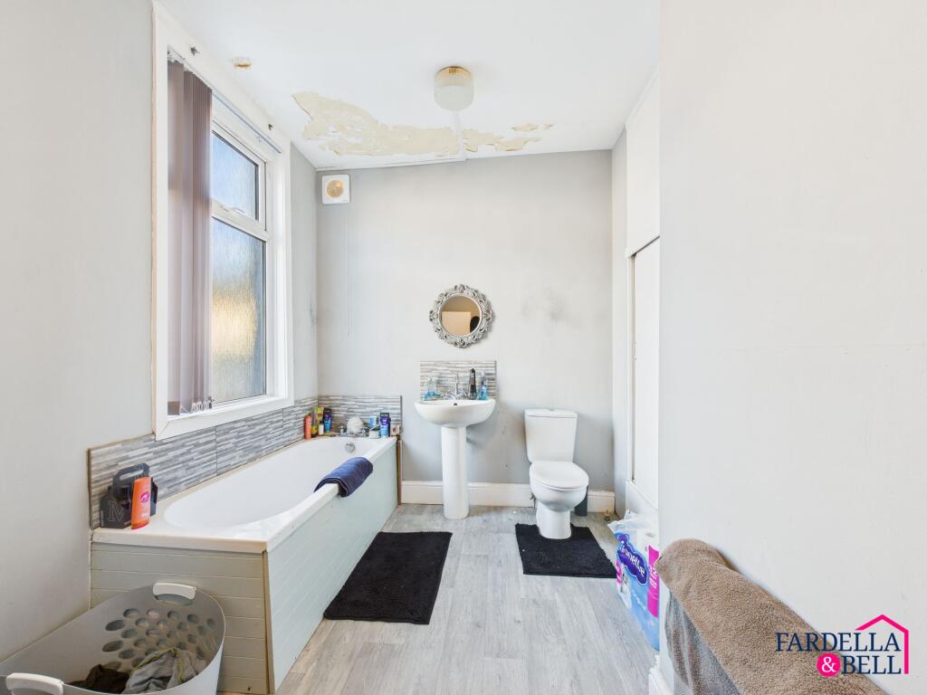 Additional image 15 of 818 Padiham Road, Burnley, BB12