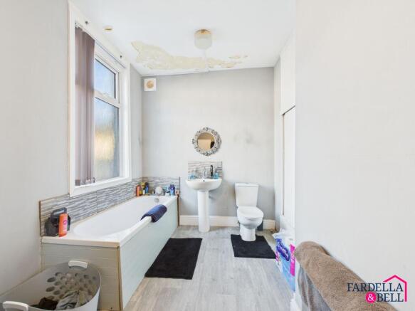 Spacious One-Bedroom Flat