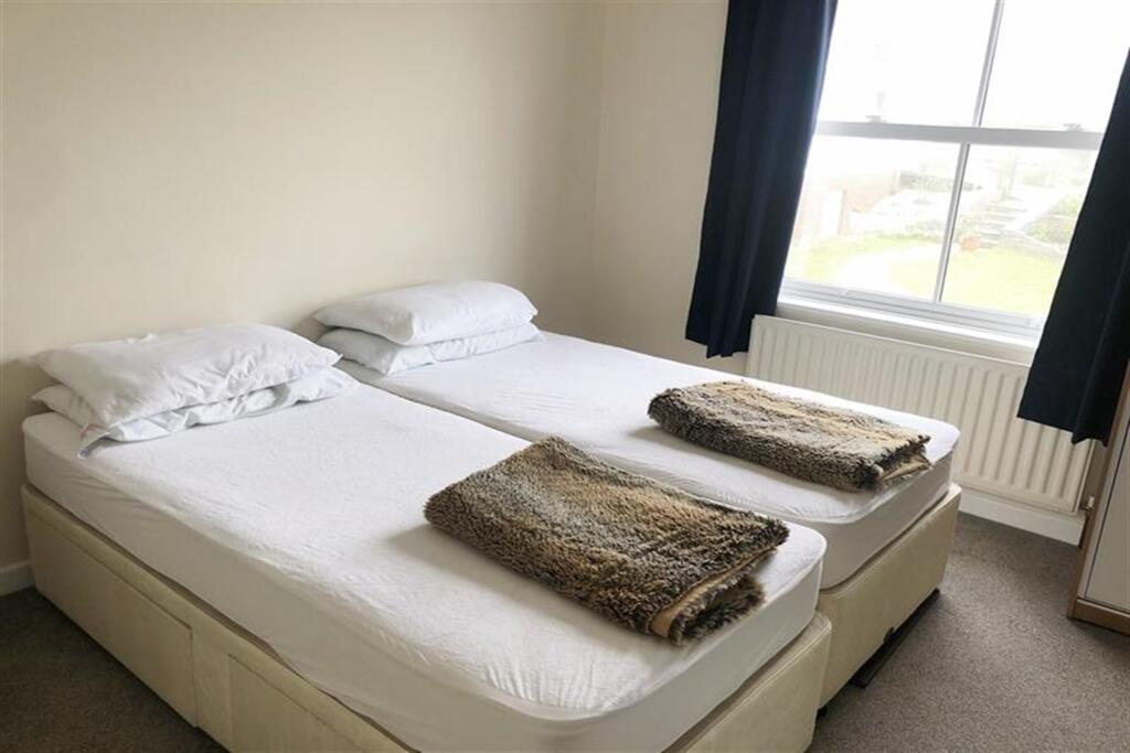 Apartment in Bournemouth - View 5