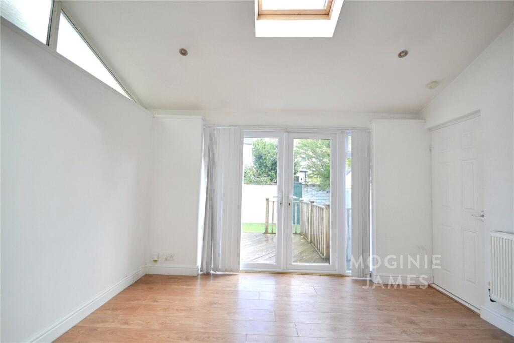 House in Cardiff, Penylan - View 4