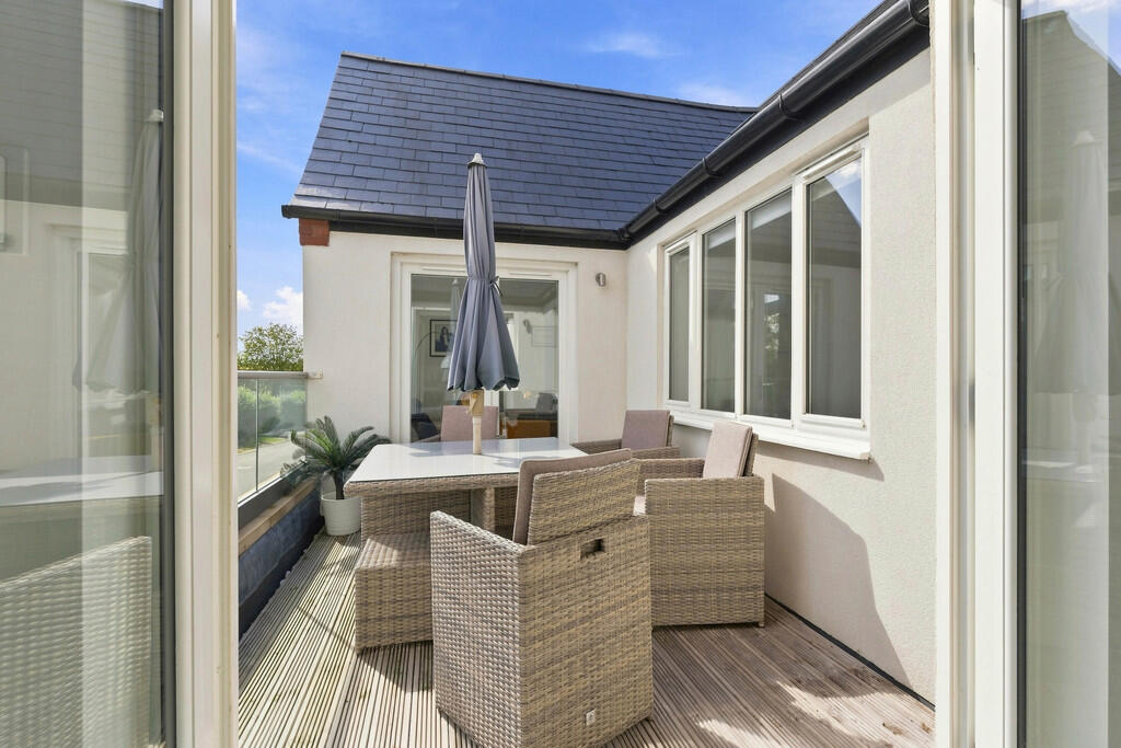 House in Stratford-on-Avon, Lighthorne - More