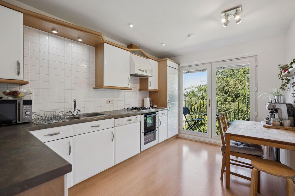 Apartment in Falkirk, Stirling - View 5