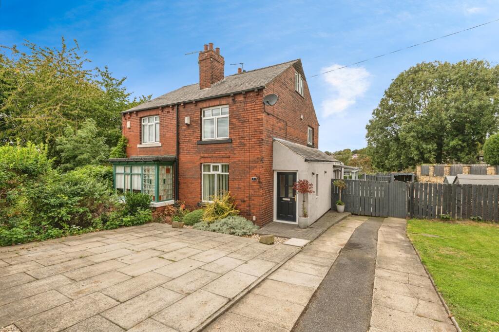 2-bed semi-detached on Healey Road, Ossett, West Yorkshire, WF5, £325,000