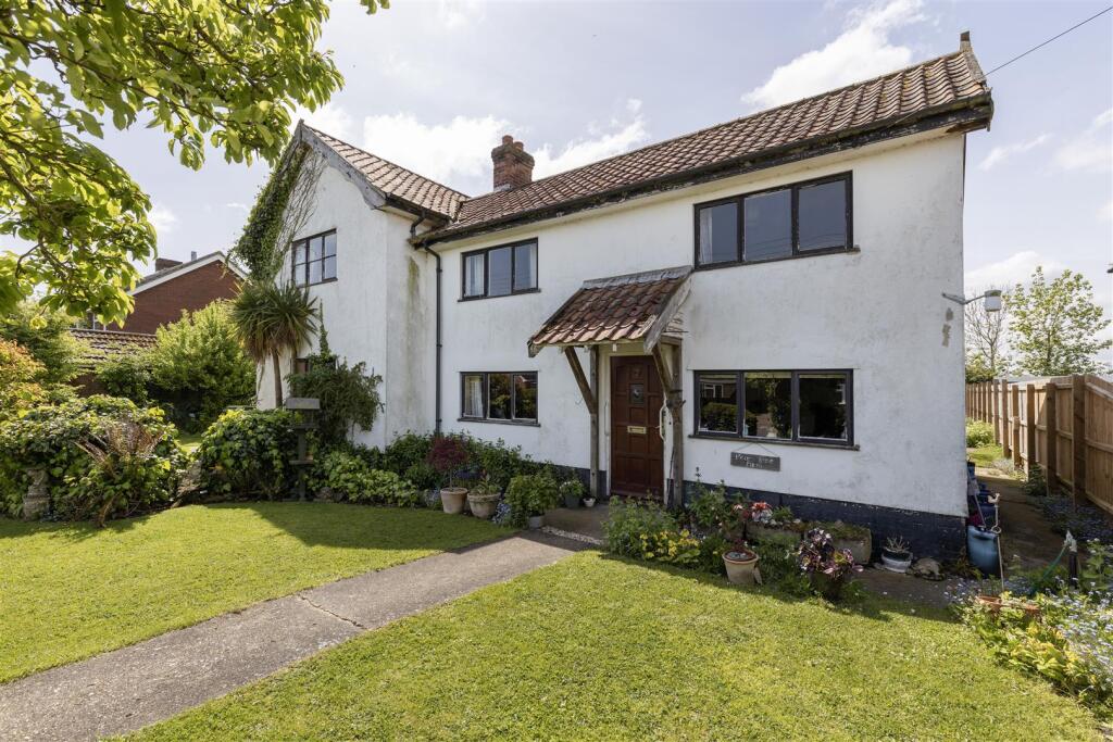 Main image of property: Pear Tree Farm, The Street, Tivetshall St. Mary, Norwich