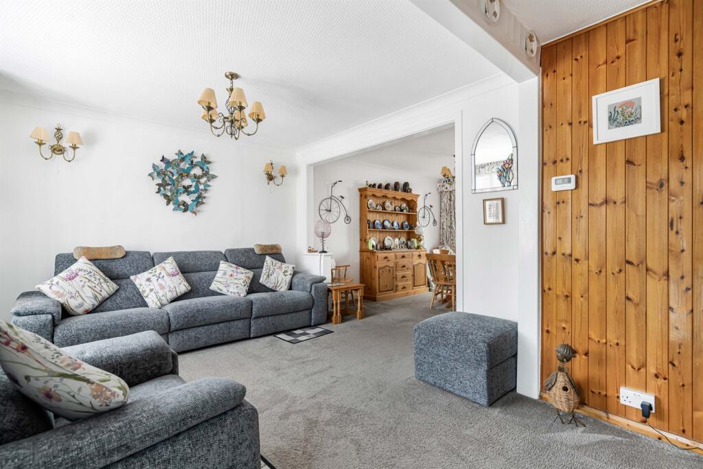Queen Street, Piddington, HP14 photo 3