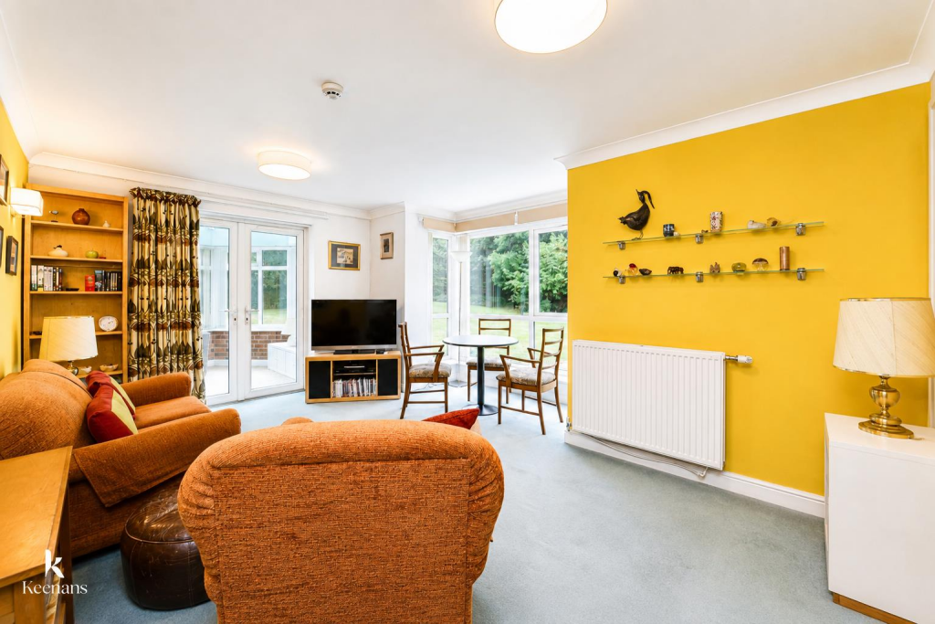 Apartment in Blackburn - View 3
