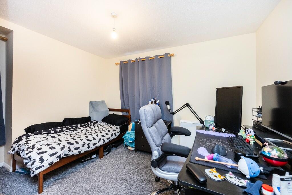 Apartment in London, Beckton - View 5