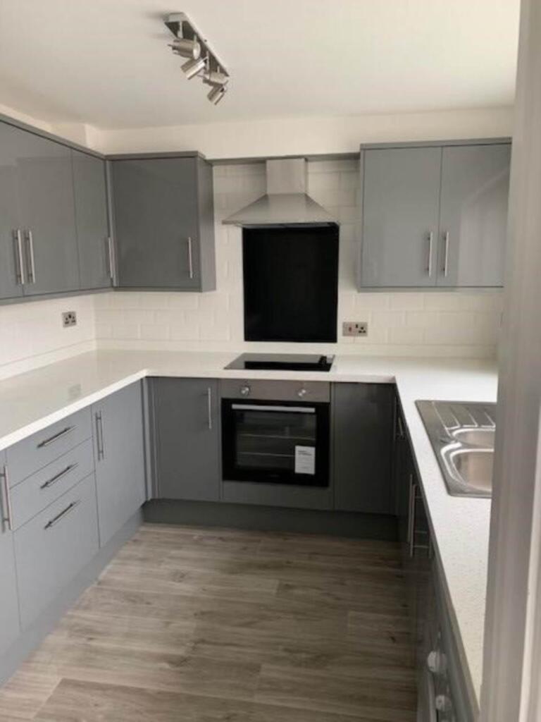 Apartment in St Albans - View 4