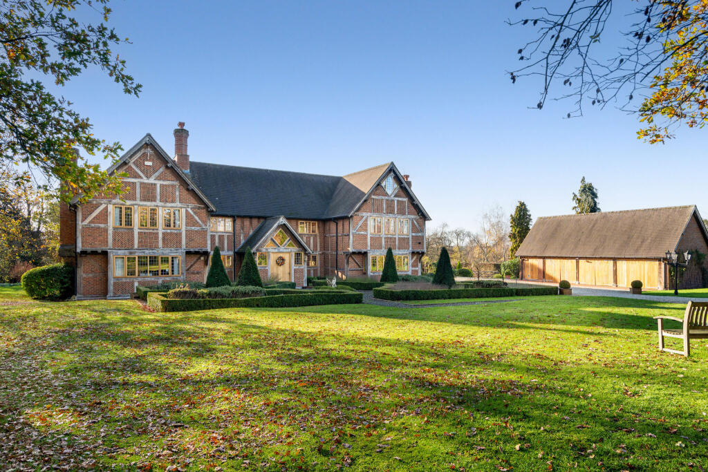 Main image of property: Henley Road, Ullenhall, B95