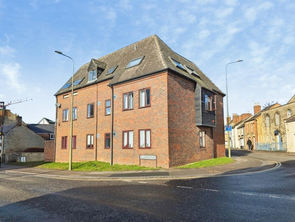 Harcourt House, North Street, Bicester