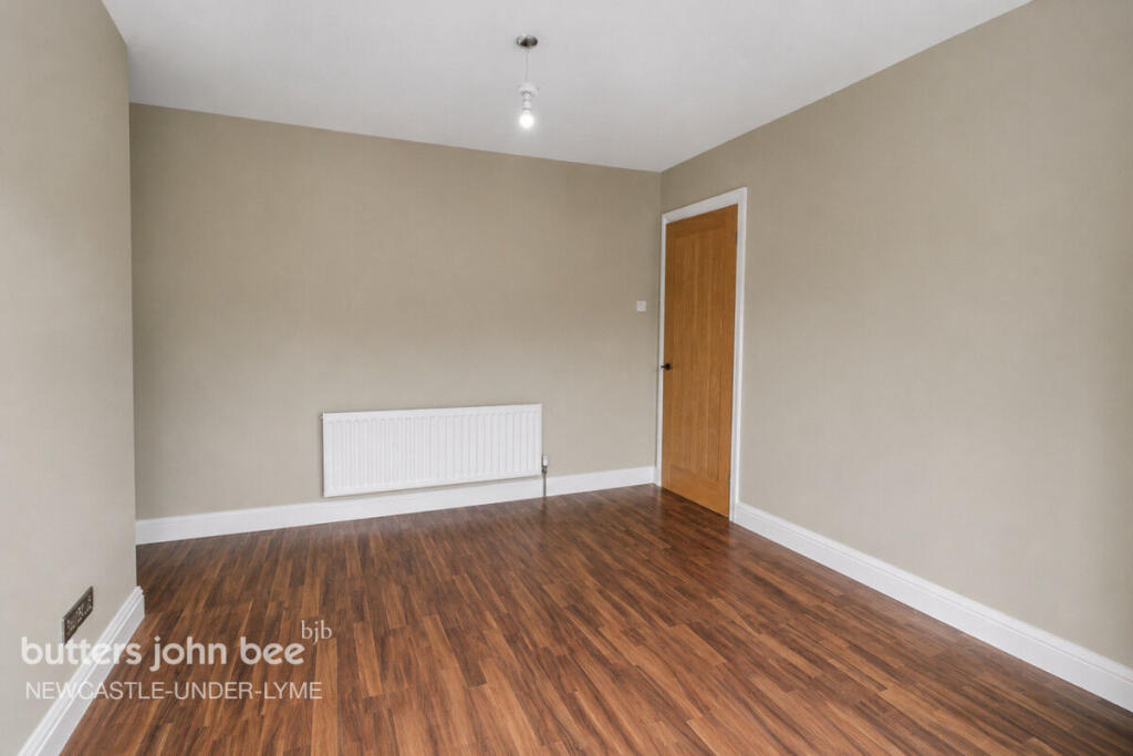 House in Stoke-on-Trent - More