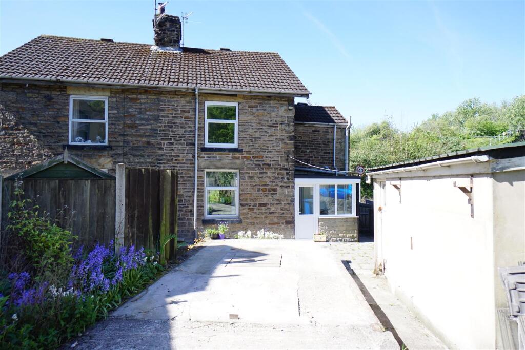 Main image of property: Sheffield Road, Chesterfield
