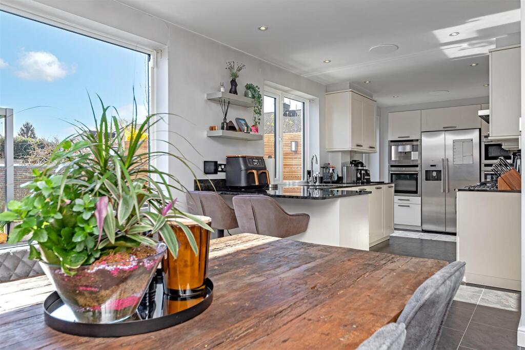 Additional image 8 of Selwyn Crescent, Ellenbrook