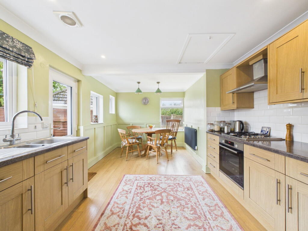 House in Worthing, West Worthing - View 3