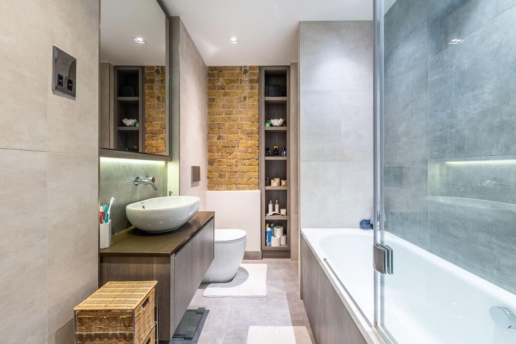 Apartment in London, Vauxhall - View 5