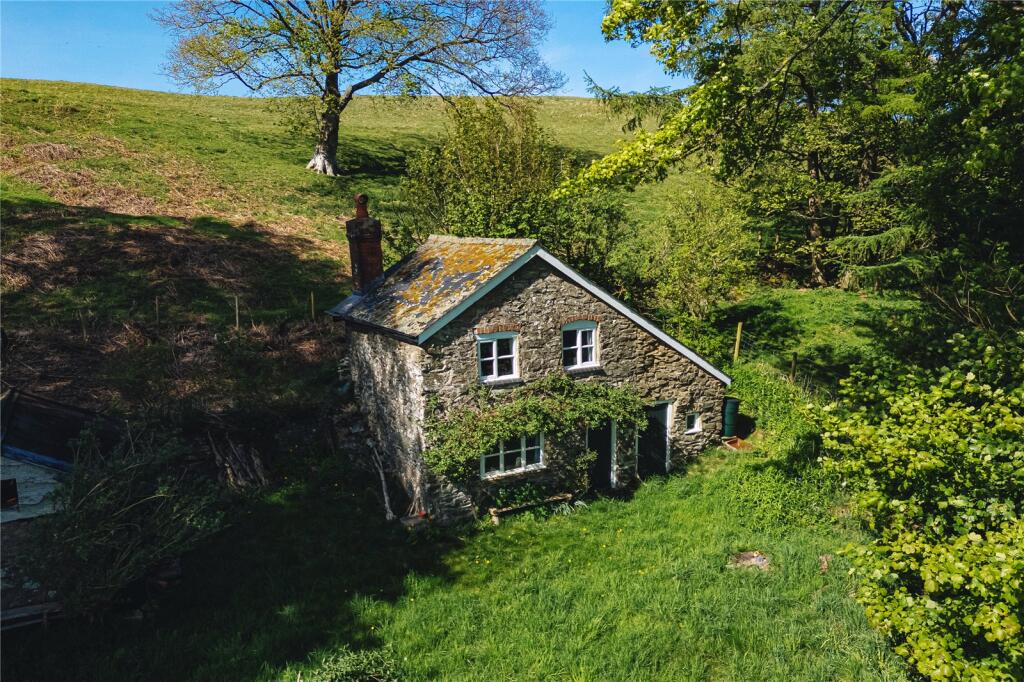 Main image of property: Penstrowed, Caersws, Powys
