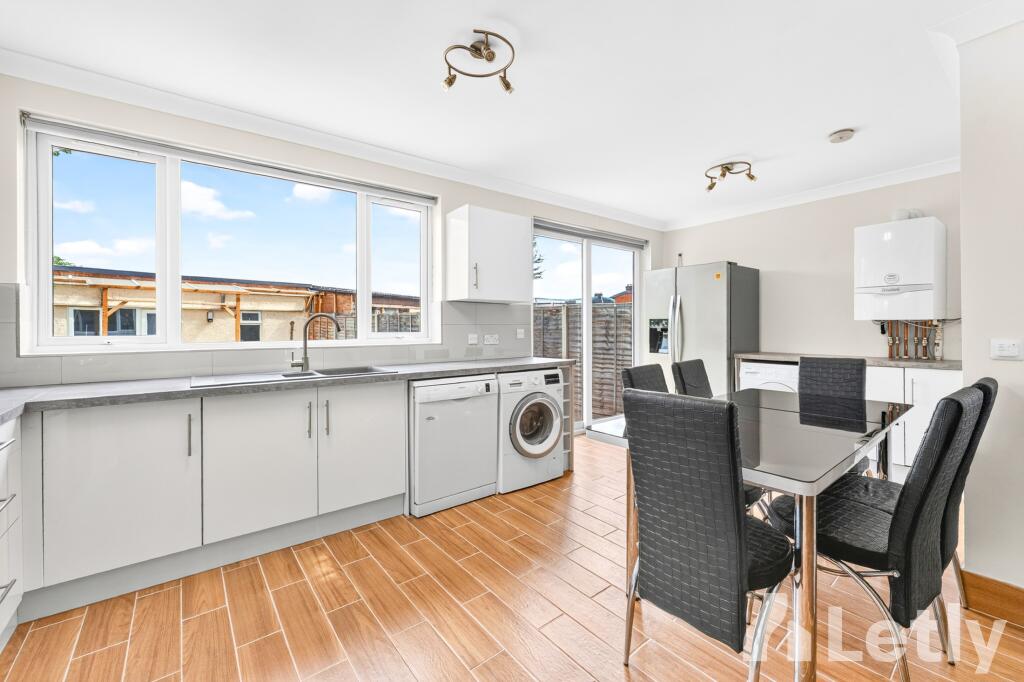 House in London - View 5