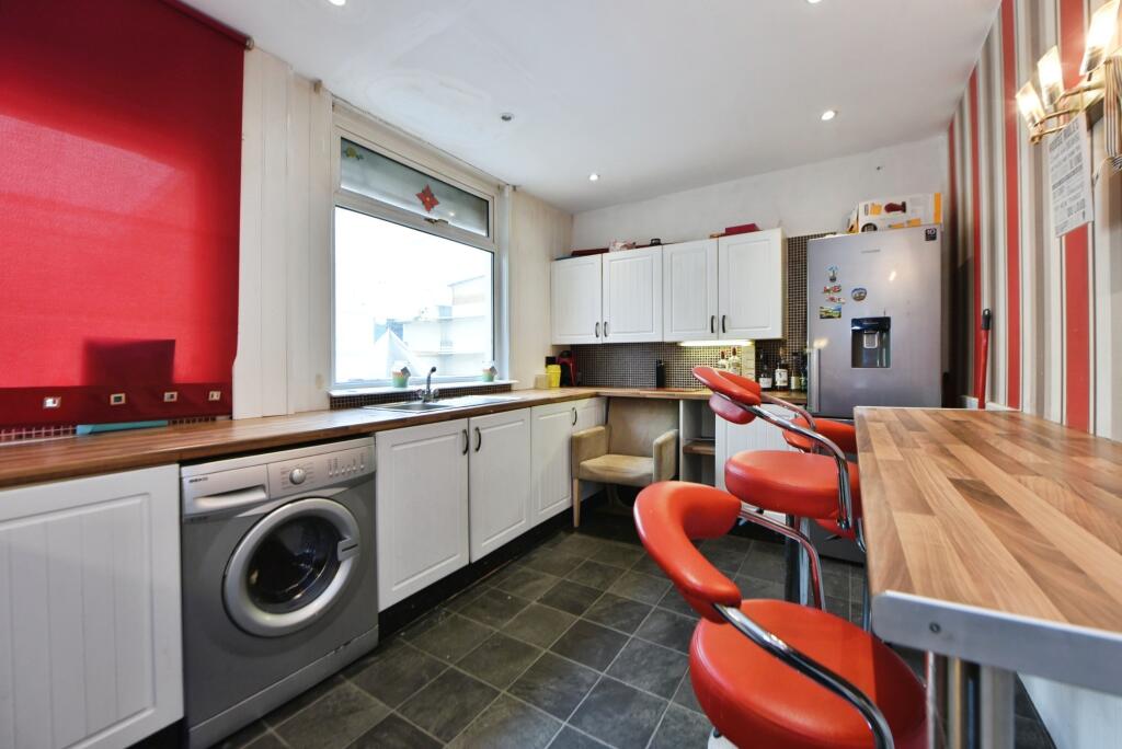 Main image of property: Oxton street, Manchester, M11