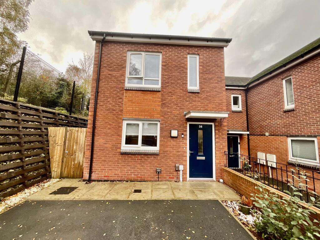 2-bed detached on Oates Road, Runcorn, WA7, £92,500