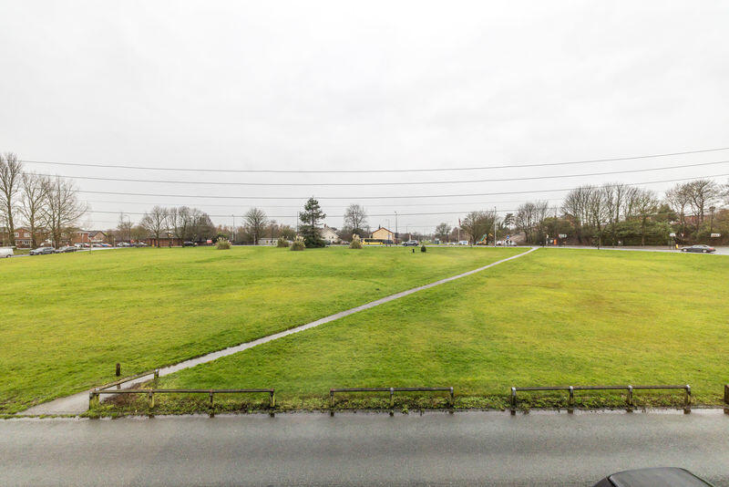 Bolton Road, Aspull, WN2 1YY photo 2