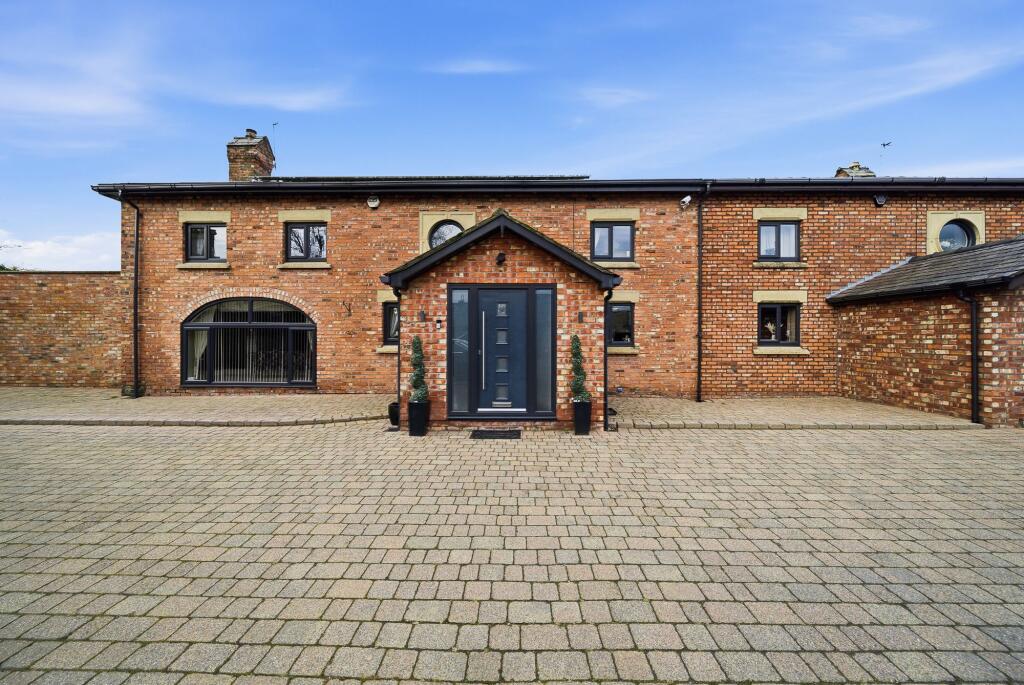 Main image of property: Ferny Knoll Road, Rainford, WA11
