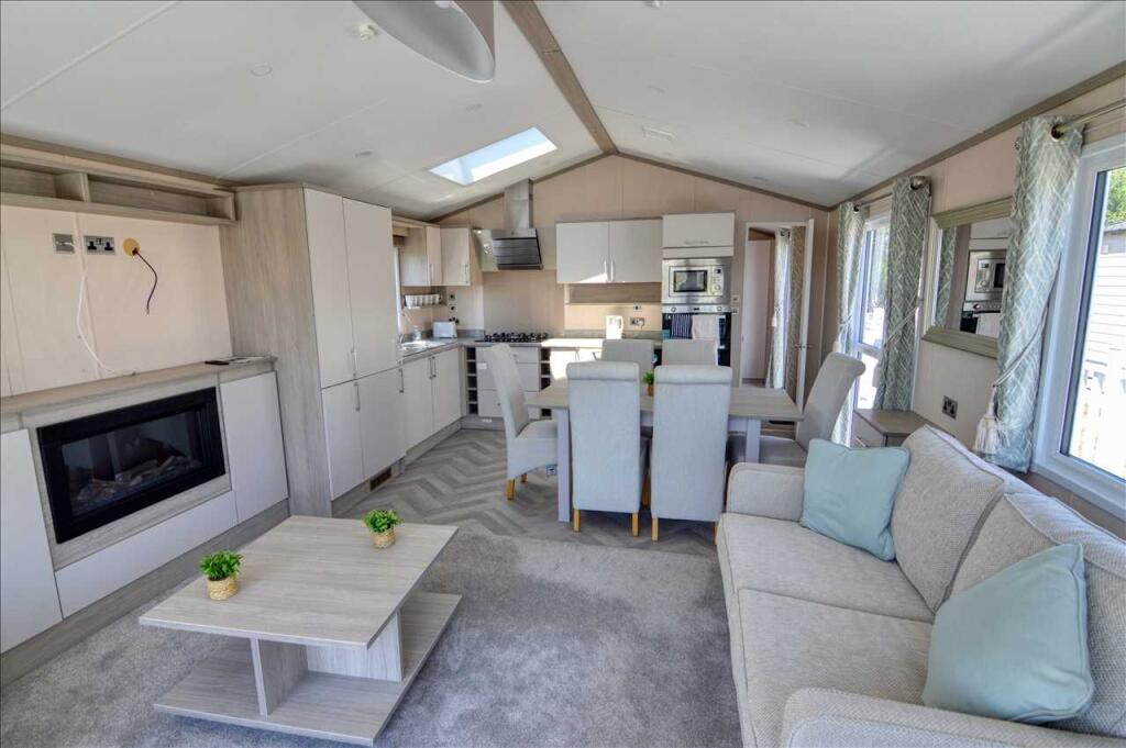 Haven Village - Artisan, Brightlingsea photo 3