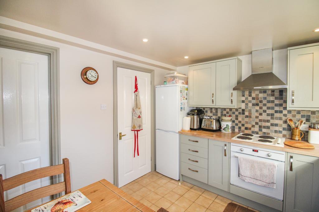 3 bed detached - The Oaks, Kemble, Cirencester, GL7 6BH image 4