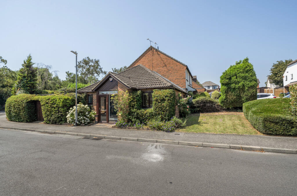 Main image of property: Johnsons Way, Greenhithe, Kent, DA9
