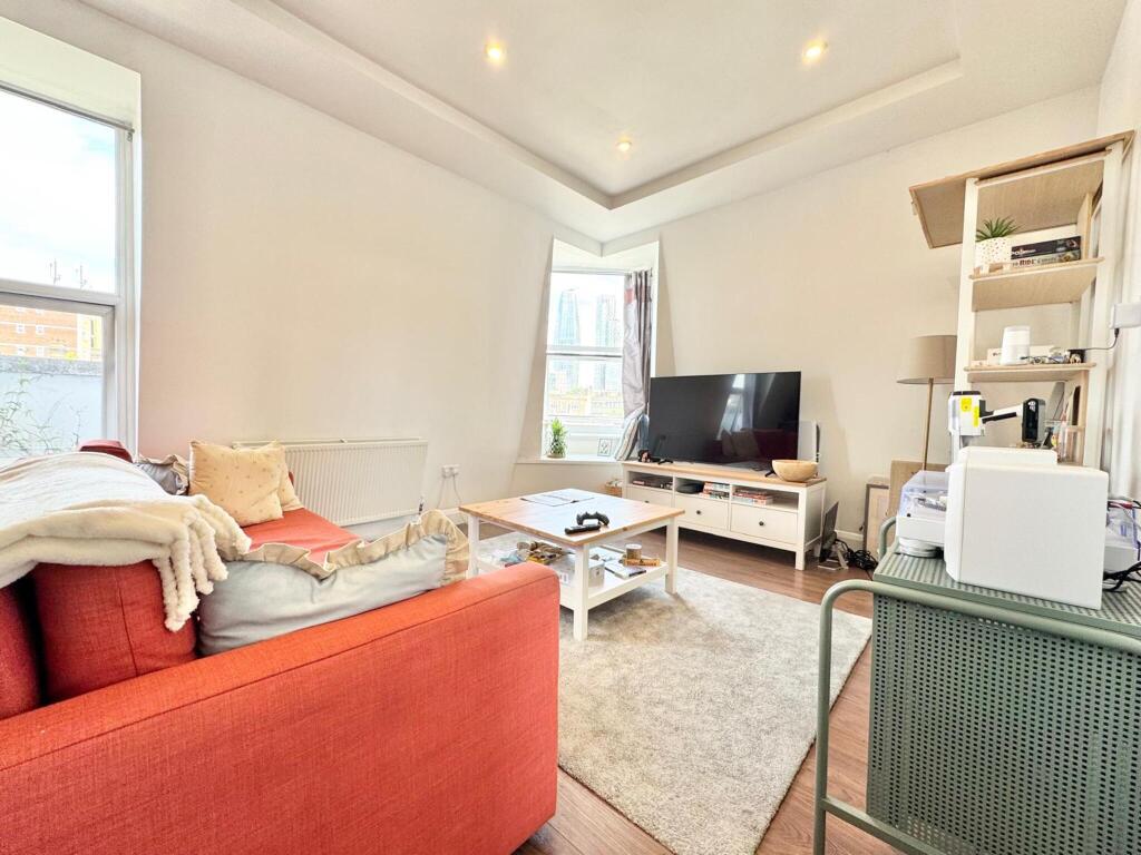 Main image of property: The Cut, SE1