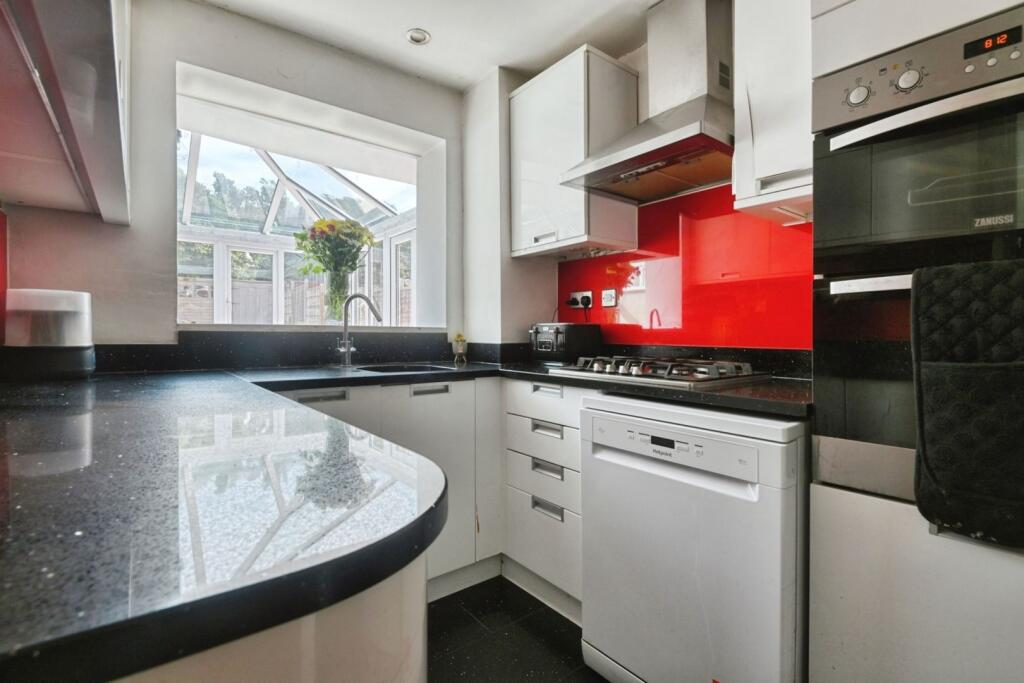 House in Tamworth, Staffordshire - View 5