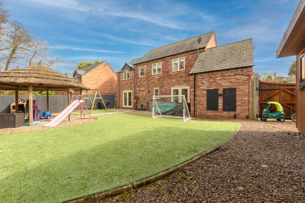 Additional image 35 of Edgewood House, Enfield Road, Hunt End, Redditch, B97 5NH