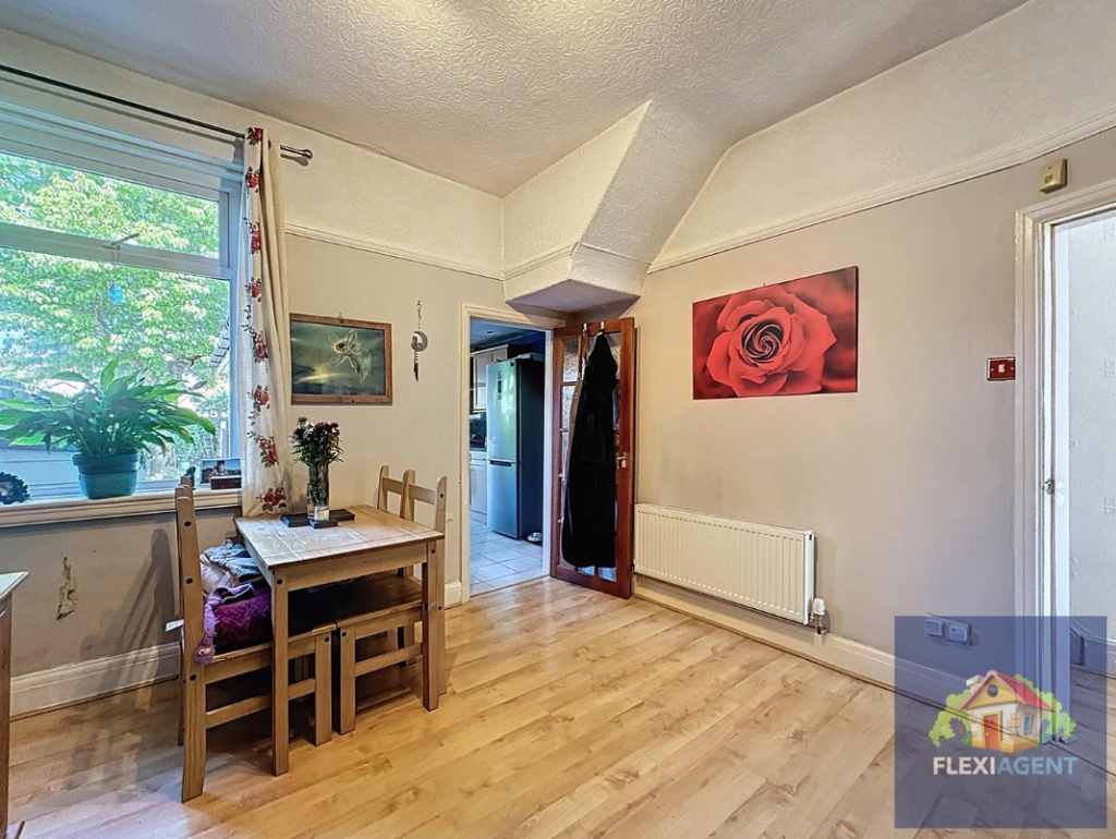 House in Sefton, Liverpool City Region - View 5