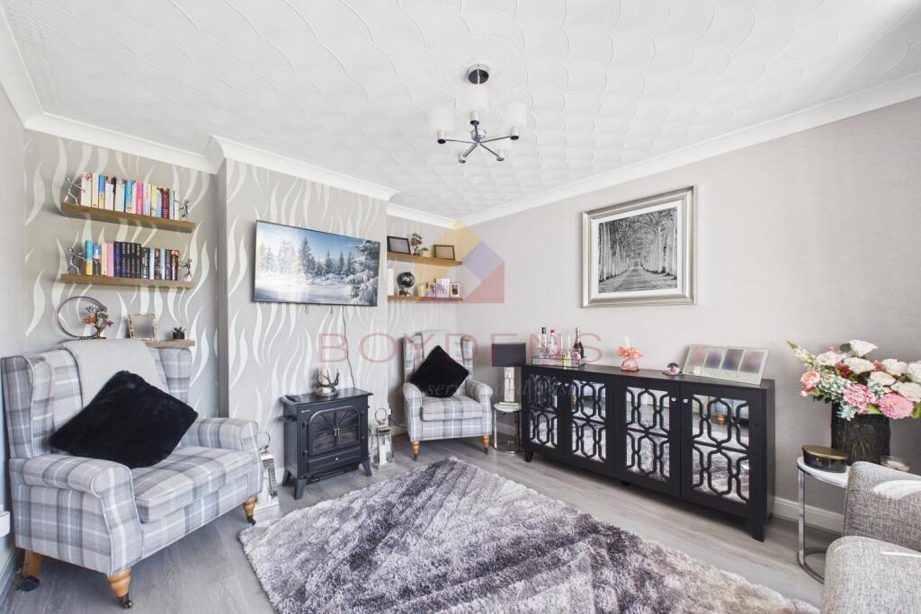 Frinton Road, Kirby Cross photo 2