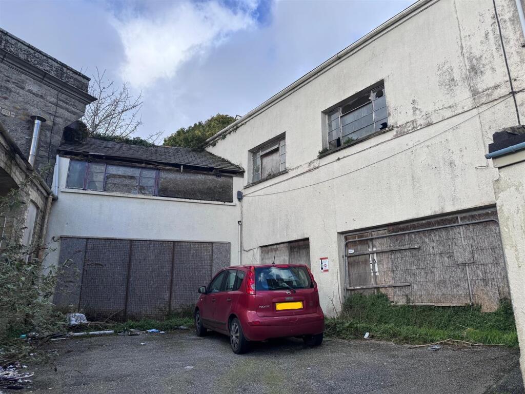 Main image of property: Globe Yard, St Austell