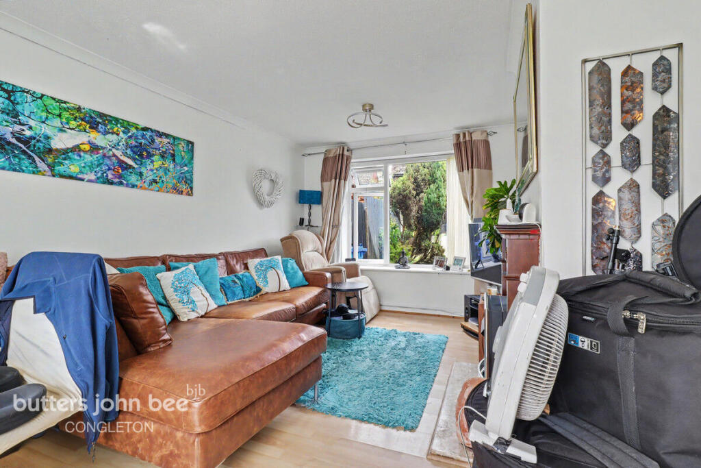 House in Stoke-on-Trent - More