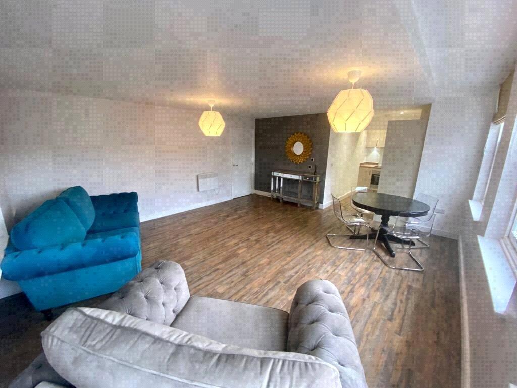 Apartment in Nottingham, Nottinghamshire - View 5
