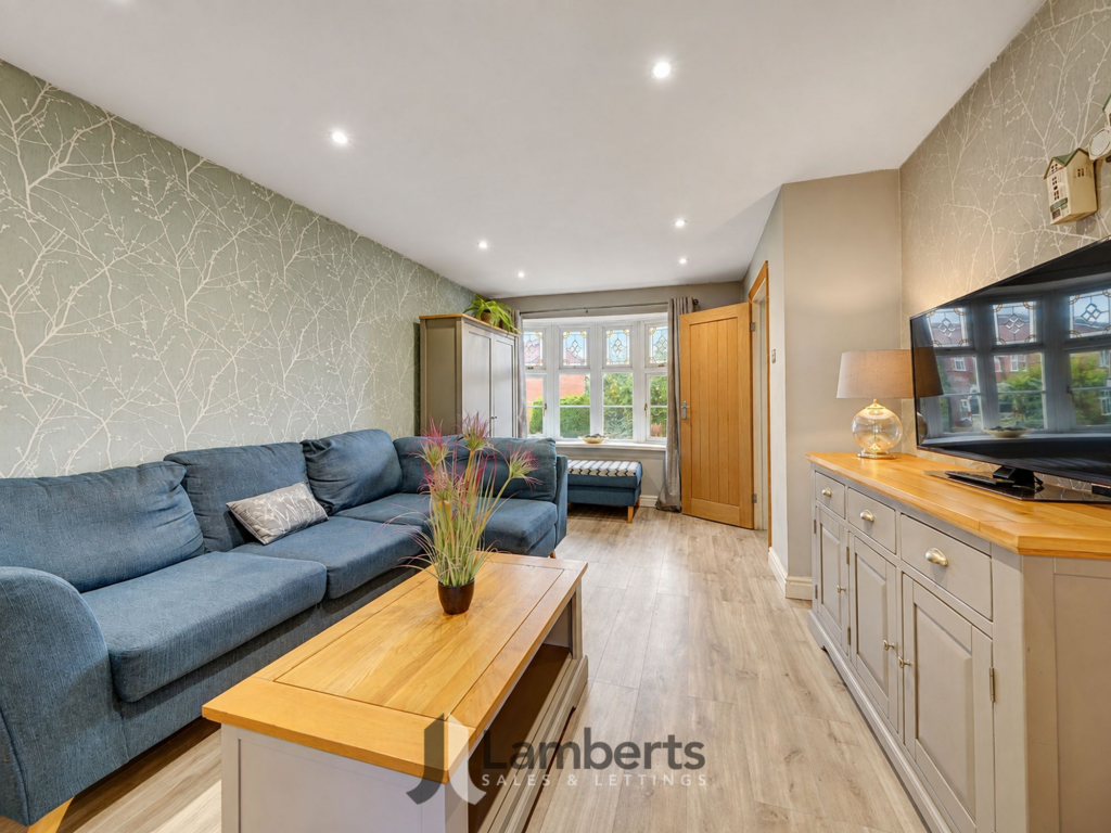 House in Redditch, Worcestershire - View 5