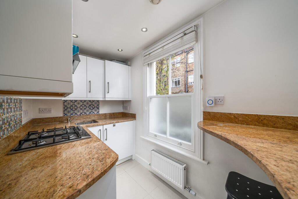 Apartment in London - View 4