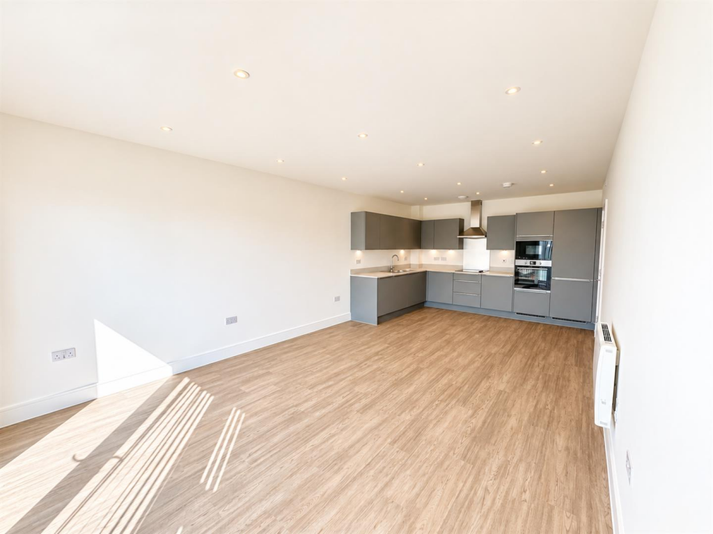 Apartment in Dartford - View 4